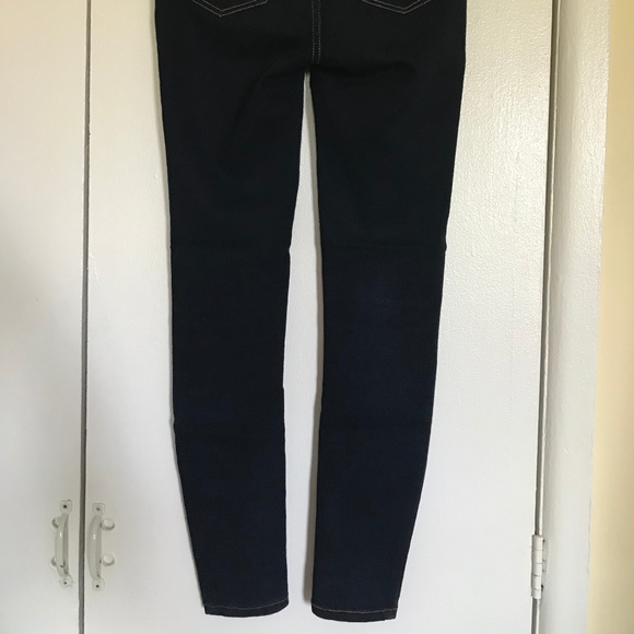 High Waist Skinny Jean - Picture 3 of 4